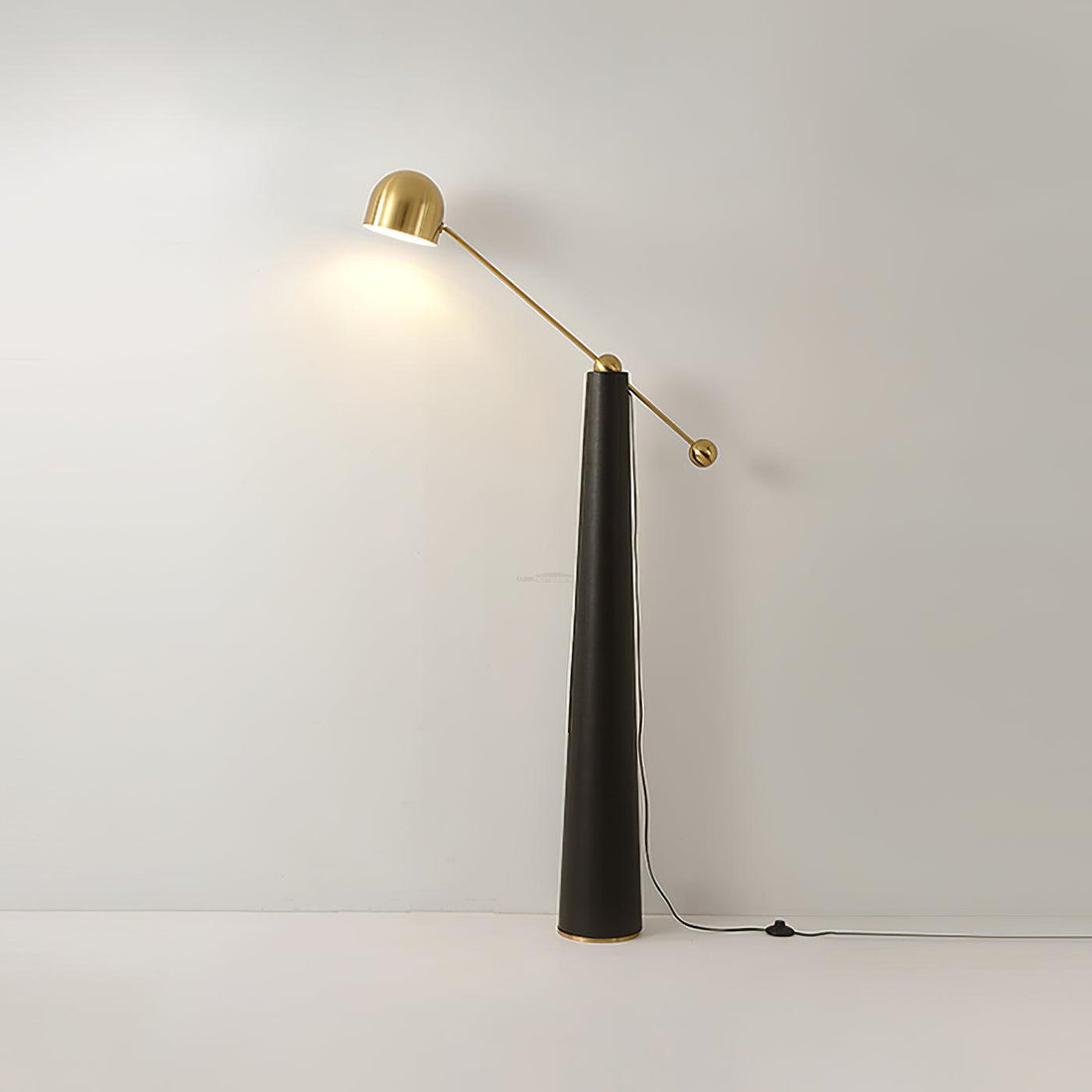 Metronome Floor Lamp ∅ 41.3″