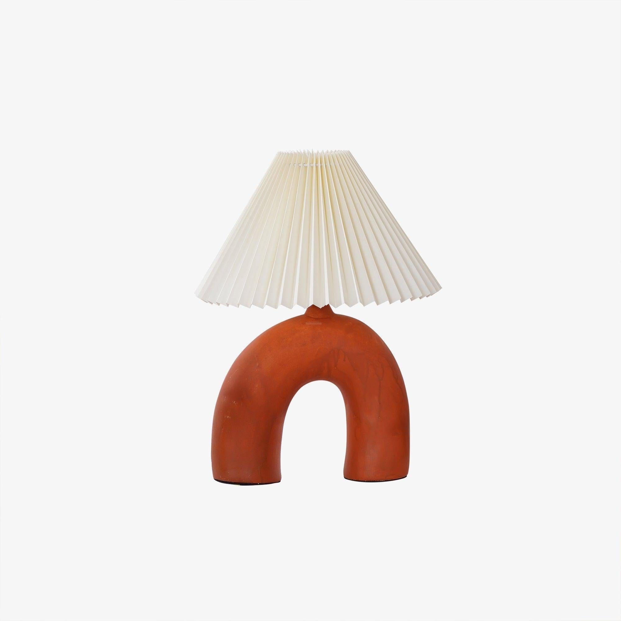 Arched Pleated Table Lamp ∅ 11.8″