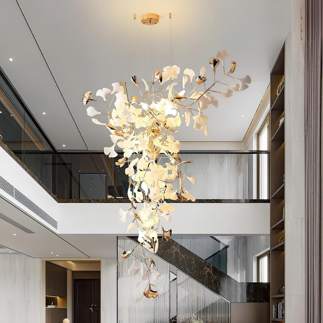 Ginkgo Tip Tlying Chandelier with 2 models