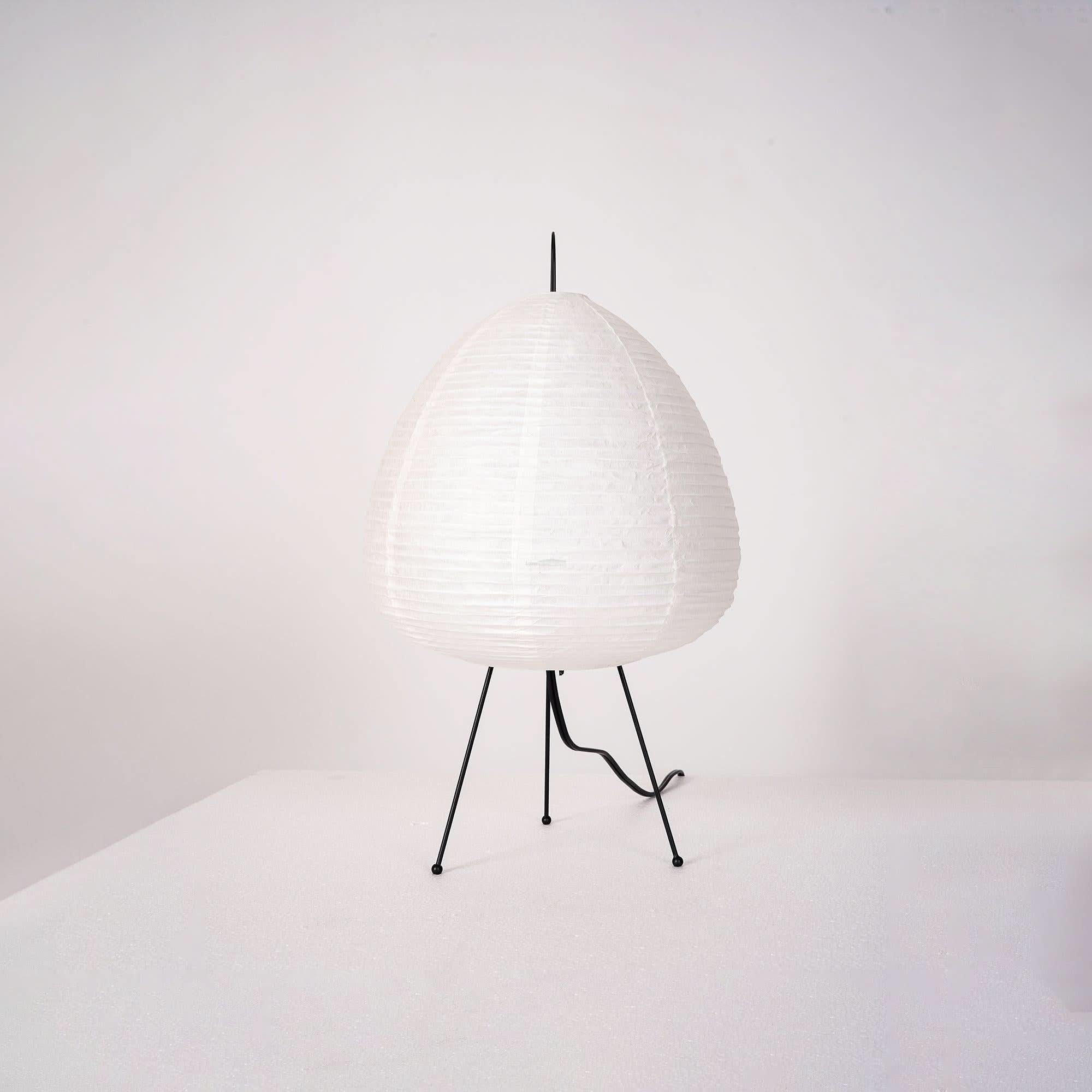 Akari Paper Round Table Lamp - Luxehomezone