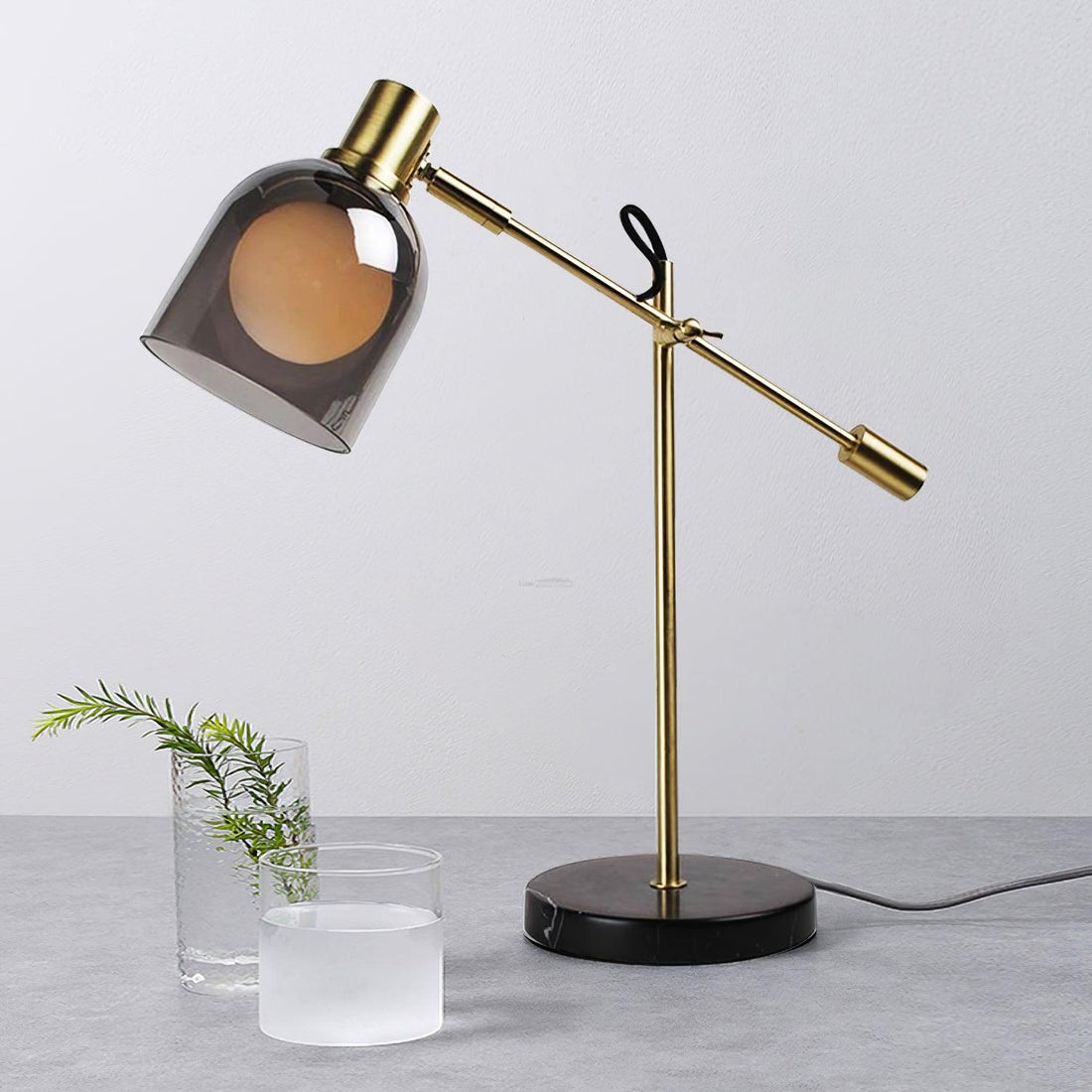 Lampa stołowa Nyos ∅ 5,9″