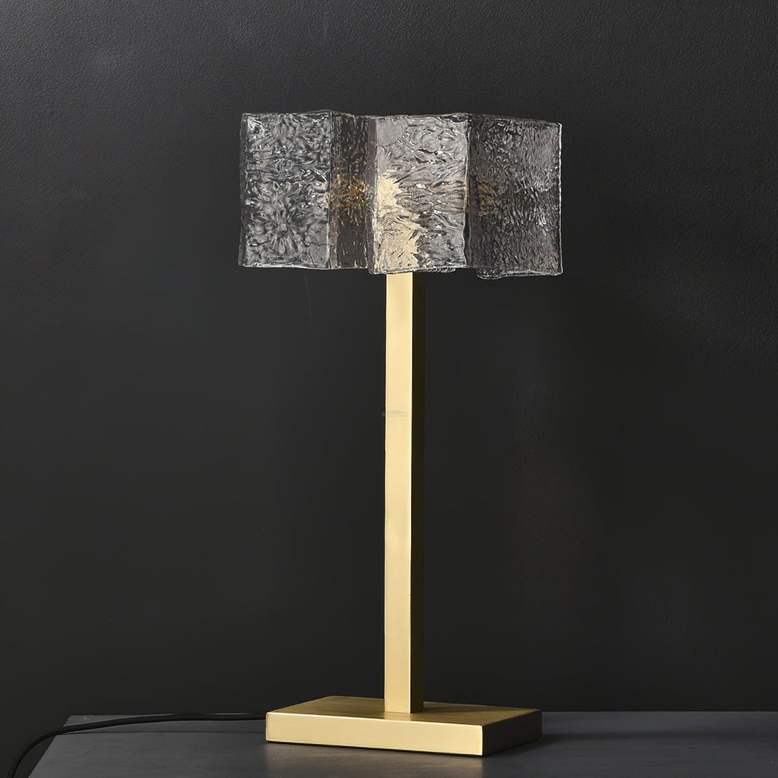 Roosevelt Table Lamp ∅ 7.8″