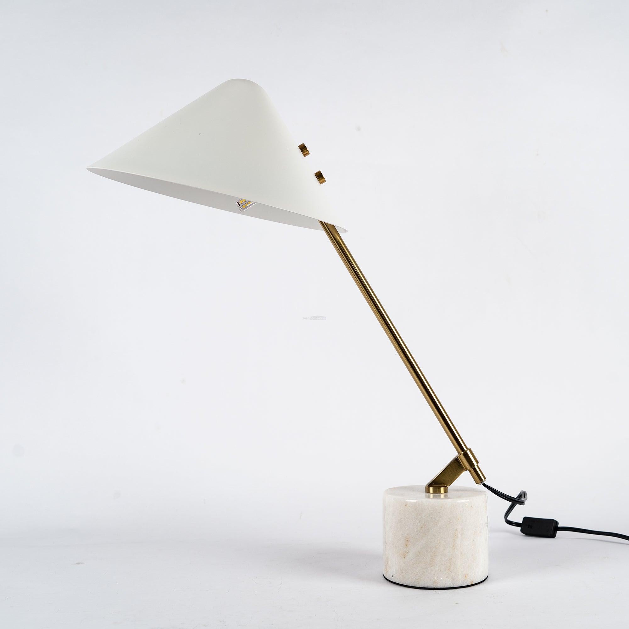 Small Hat Table Lamp L 21.7″