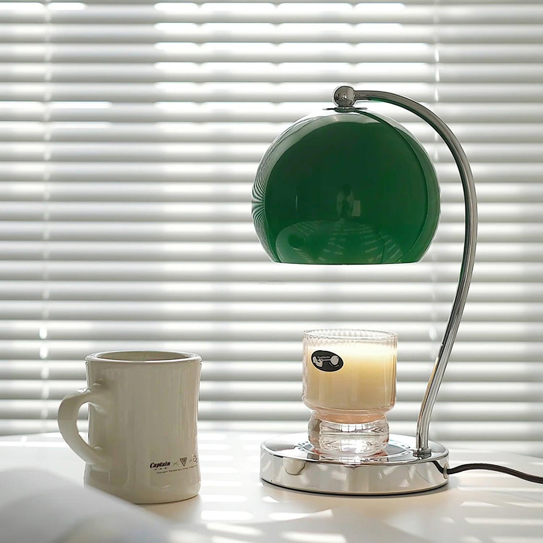 Dennie Warmer Tischlampe