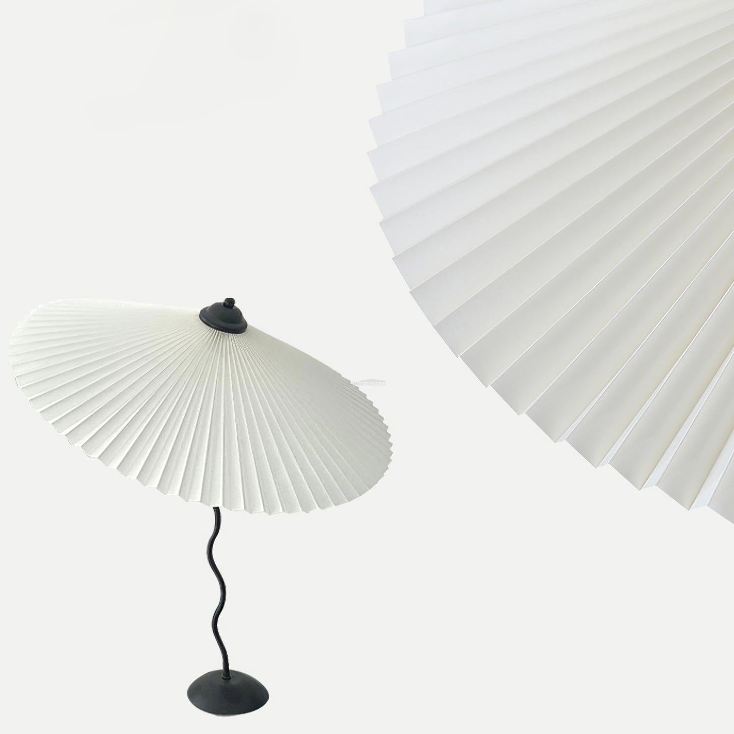Pleated Hat Table Lamp  ∅ 17″