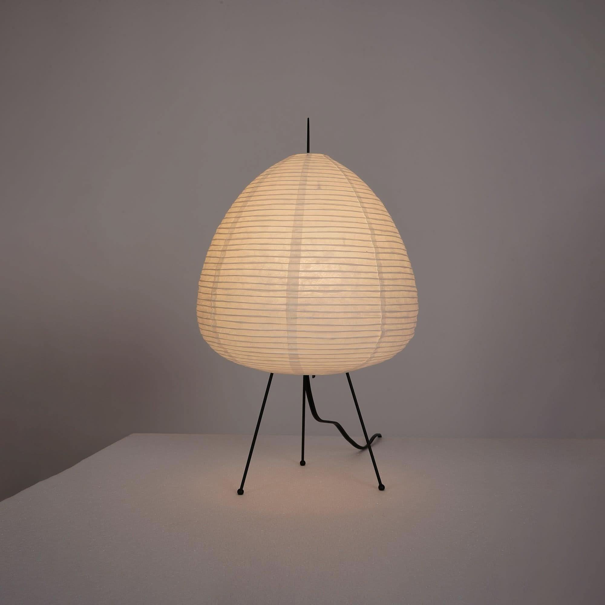 Akari Paper Round Table Lamp - Luxehomezone