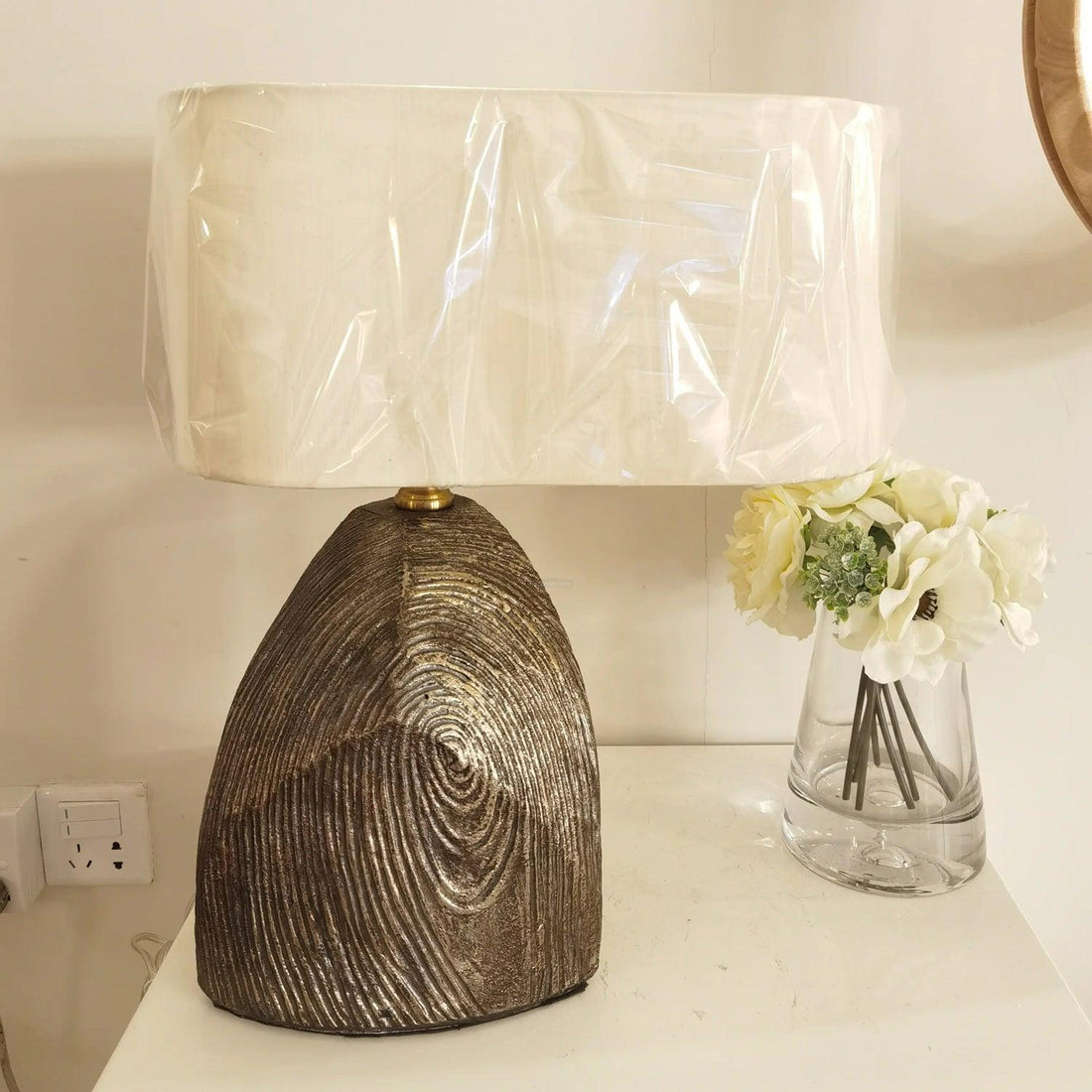 Faro Table Lamp ∅ 16.1″