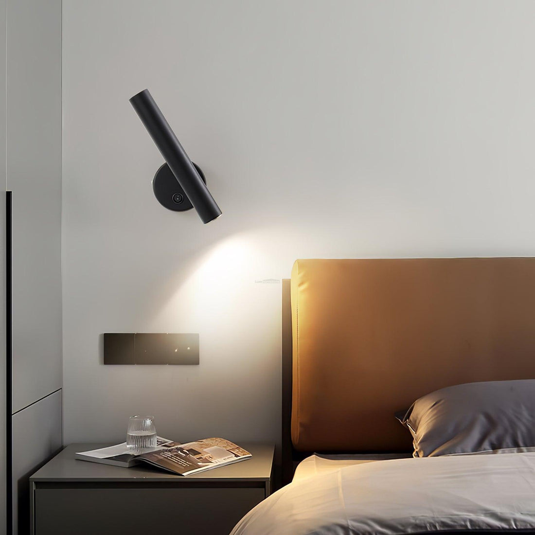 Slender Adjustable Wall Lamp ∅ 3.1″