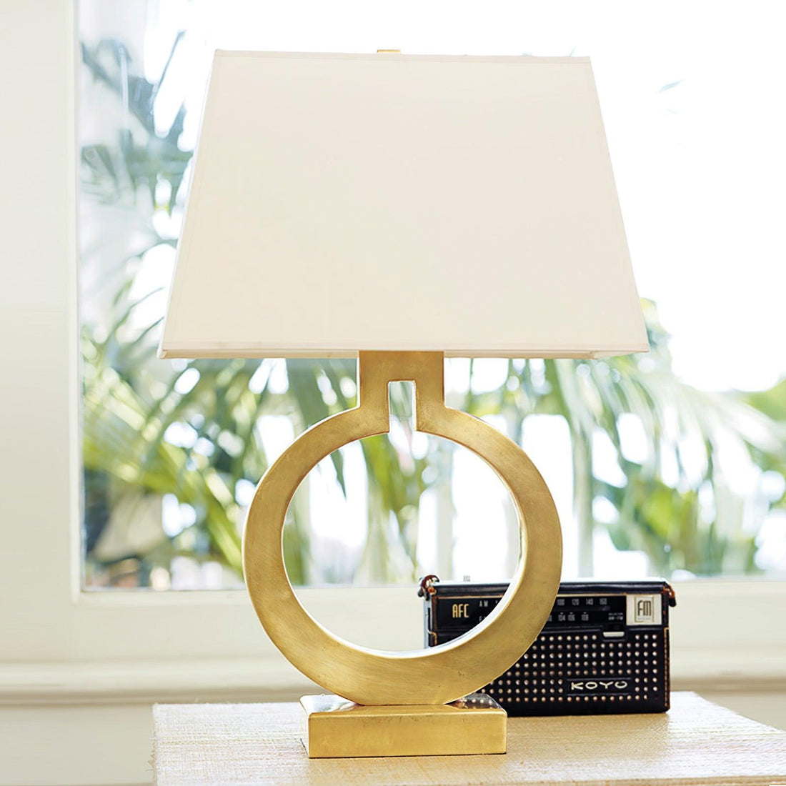 Keyhole Ring Type Table Lamp